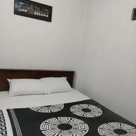 Phoenix Crest Cottage
