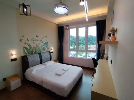 Trival Double 9 Homestay @ Sri Indah Sandakan Отели рядом с достопримечательностью «Пулау Ланкаян»