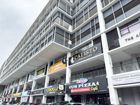 Netizen Residensi by Favspace