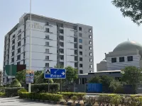 Winsome Apartment 1 Hotels near Jame Masjid Al Mustafa Dhoke Ratta