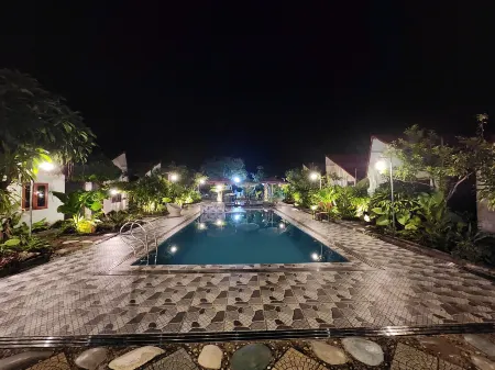 Cat Ba Serena Homestay And Swimming Pool Отели рядом с достопримечательностью «Катба»