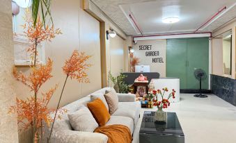 SECRET GARDEN HOTEL - PHAN XICH LONG