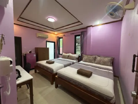 Baan Mulan Hotel berhampiran Sai Kaew Beach