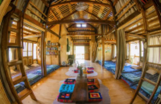 Mebayluon Paragliding Clubhouse
