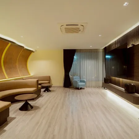 Yacht Pool&Gallery Villa