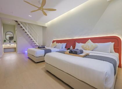 Jonker Street Swimming Pool with Karaoke Villa - Not Only Stay