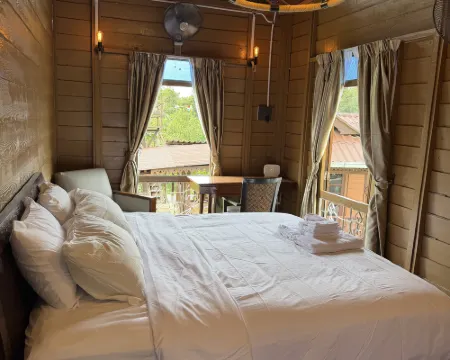 Par 2 Village Hotel di Setiu