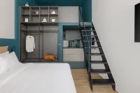OPAL Lake Suites - balcony