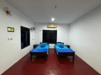 Crown Majesty Hotels in Arugam