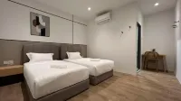 Vee Homestay Gravit8 by Iconique - 3-Star