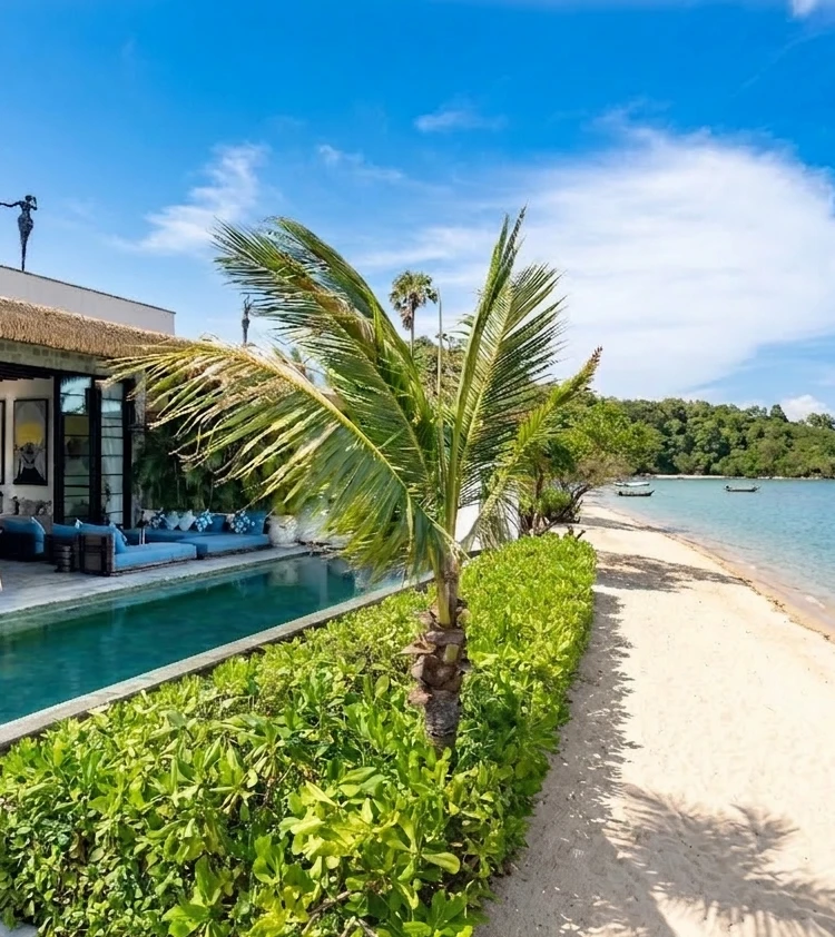 รูปภาพของClay Beach Samui V1 (3 Bedrooms Beachfront Villa)