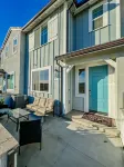 Luxurious Ontario Townhouse: Ideal Family Retreat Отели рядом с достопримечательностью «Шоппинг-центр Стейтр Бразерс»