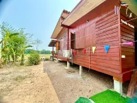Baan Praew Farm stay (Cottage) Hotels in Soem Ngam