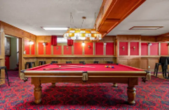 Kaga City Center Castle-A Step Back in Time