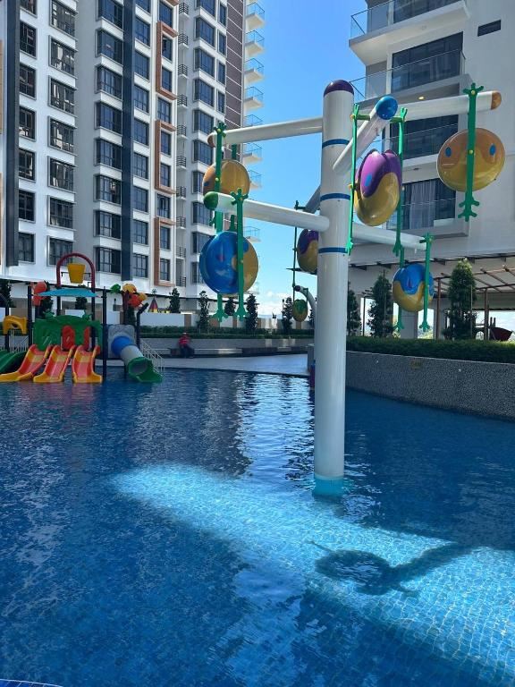 K Avenue Sunset Seaview, KK Airport View - Free Parking Hotels in Donggongon