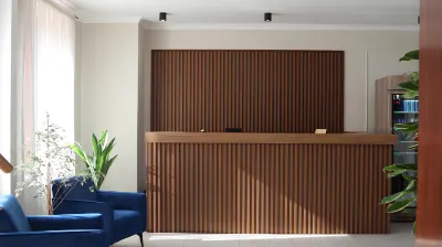 Route Hotel