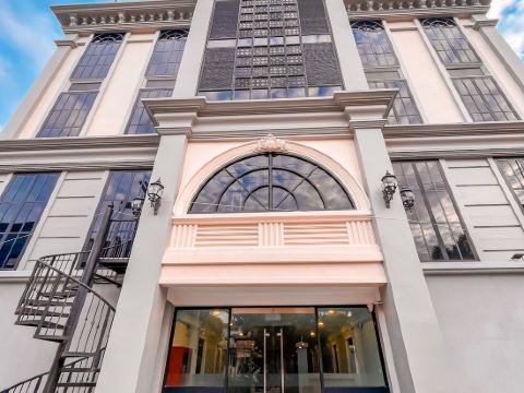 โรงแรมเฮือนขันทอง