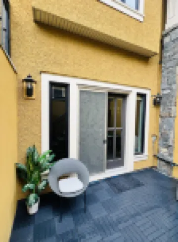 3Bed+2Bath Sauna Retreat in Vancouver!