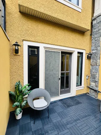 3Bed+2Bath Sauna Retreat in Vancouver!