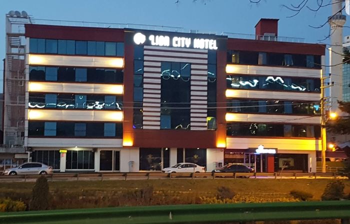 Lion City Hotel