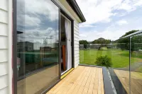 Auckland Cornwall Park Holiday Homes1