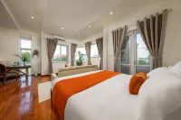 1000m2 Private Villa 32 An Duong Tay Ho