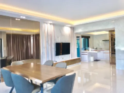 เลควิลล์ 44