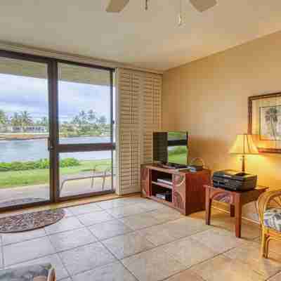 Condominiums in Kuhio Shores Rooms