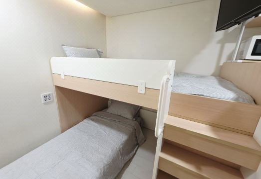 나나하우스 깨끗한 객실 내부 예시