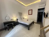Little White Pavilion Hotel in zona Porto di Sampalan