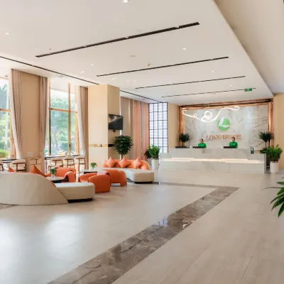 Long Hotel Hotels near شاطئ نون نوك