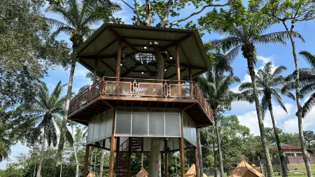 Glamping Wetland Putrajaya Отели рядом с достопримечательностью «KLIA Transit Putrajaya & Cyberjaya Station»