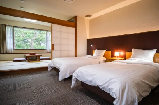 伊豆高原天然溫泉旅館 藝家 伊豆仙人掌動物園附近的飯店