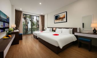 Queen Cafe Hotel