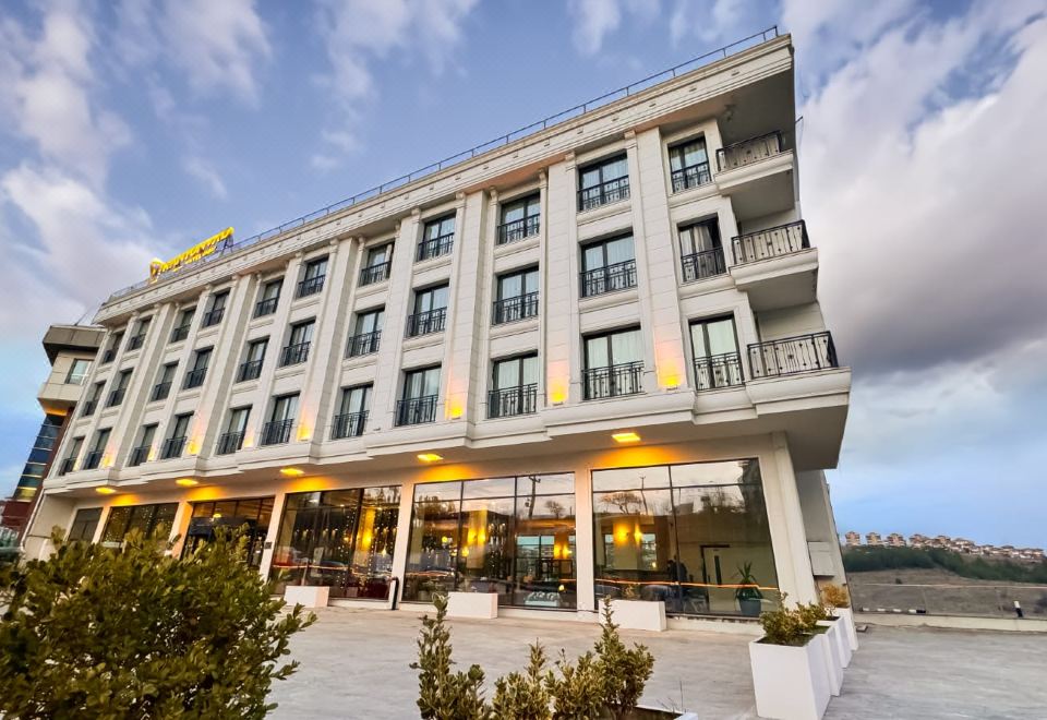 hotel overview picture