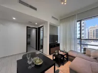 Luxury 1-bedroom fully furnished Lifeline apartment with free parking