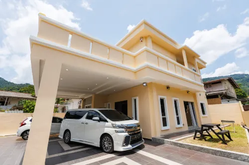 Comfy Bungalow Family House NR Pg Hill & Kek Lok Si Hotels in Ayer Itam