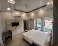 Hotel The Lake Castle Near Kanke Dam, Jharkhand