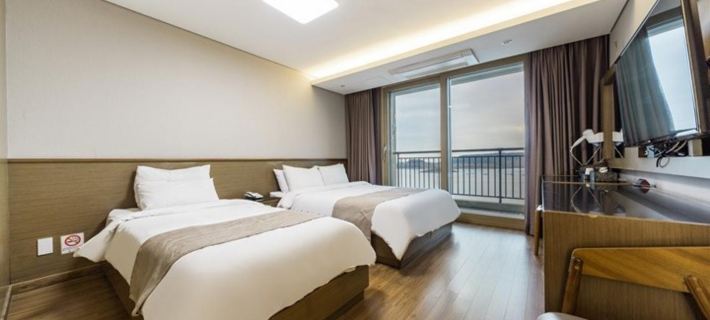Noble Hotel โรงแรมในยอซู