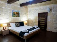 Mixel - 3 bedrooms (sleeps 6+ 2 kids) Sannat village Hotels in Sannat