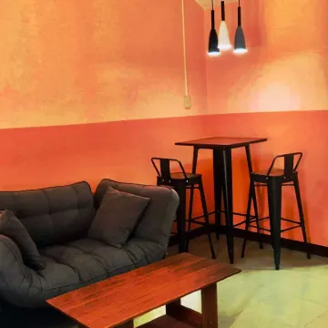 Haus of Emerald Studio Condo - Tipolo