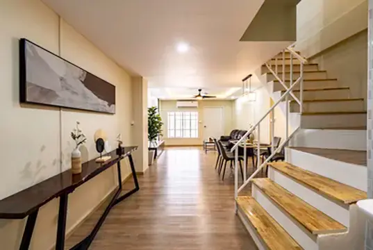 รูปภาพของเซน ฮอส