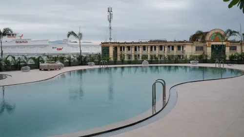 THE GRAND DRAGON HOTEL