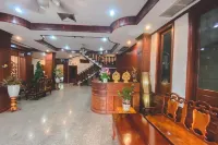 Khampiane Hotel (2 minute walk to Vientiane Night Market)