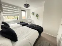 Sapphire; 1BR House, Pet friendly, NR Addenbrookes - 2-Star