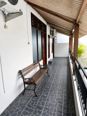 Hotel Kalingga Shankara 2 - Parking