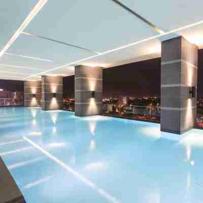 The Shore l Exclusive Private Garden l Luxury Suite l 4-9 pax l Melaka River View l Direct Mall l Jo Fitness & Recreational Facilities