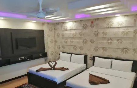 Star Resort Отели рядом с достопримечательностью «Блэк Тандер»