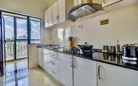 Family Friendly Loft near Yaya | Heated Pool + Gym - جديد