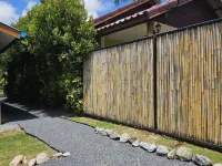 Long beach simple house Hotels near Phra Ae Beach